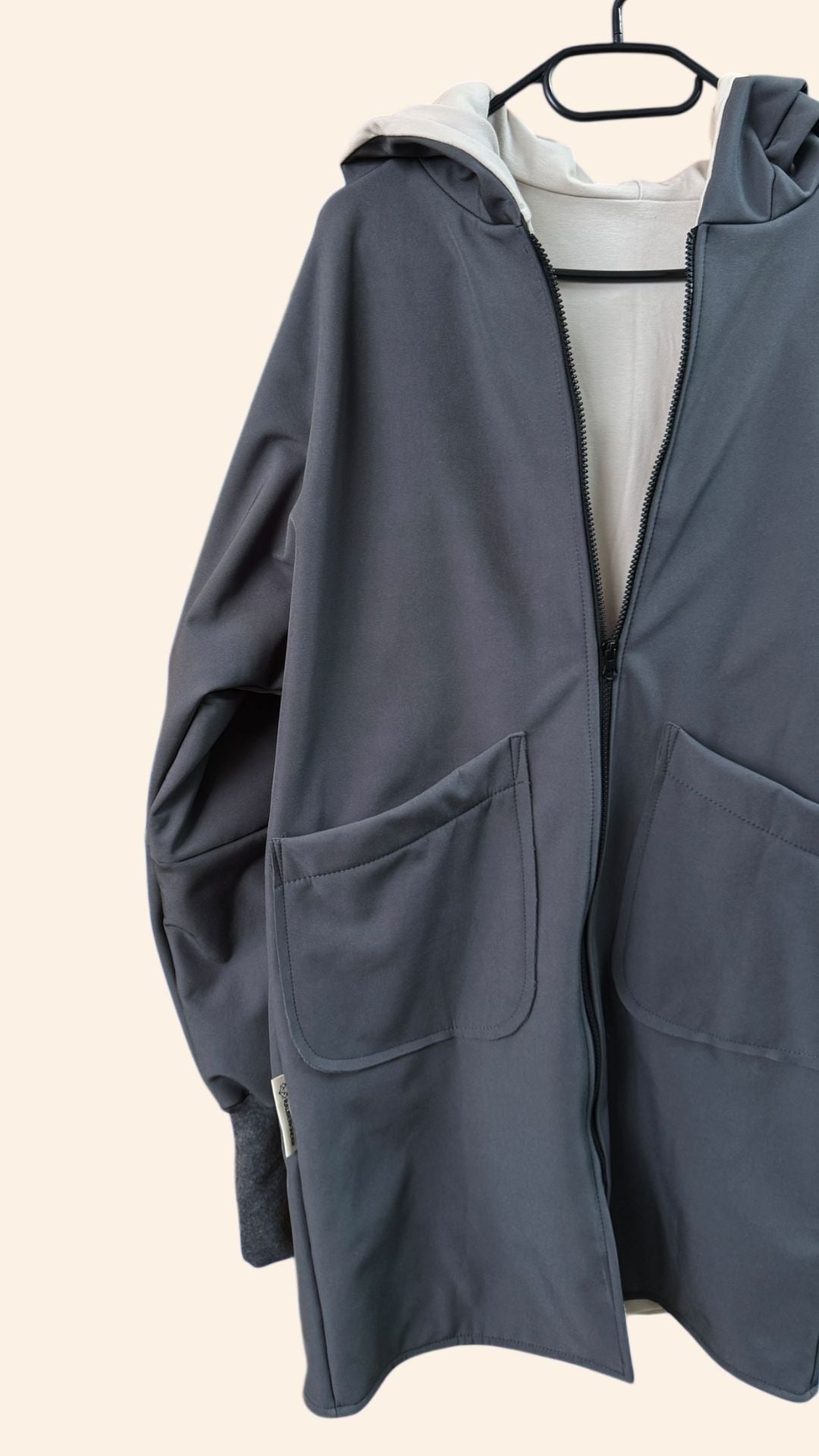 Einzelstück / Damenjacke aus Softshell / Grau / Sand / Größe S - M - Räuberkinder