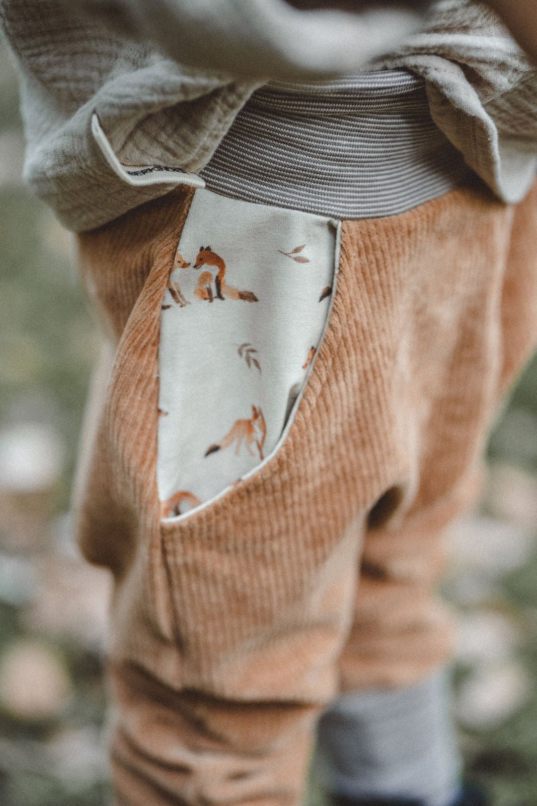 Knickerbocker Kinder in Caramel Fuchs - Knickerbocker - Räuberkinder 2
