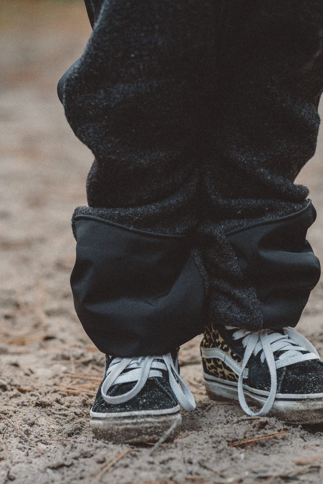 Matschkind Wollwalkoverall Anthrazit / Musselin Rosa - Räuberkinder
