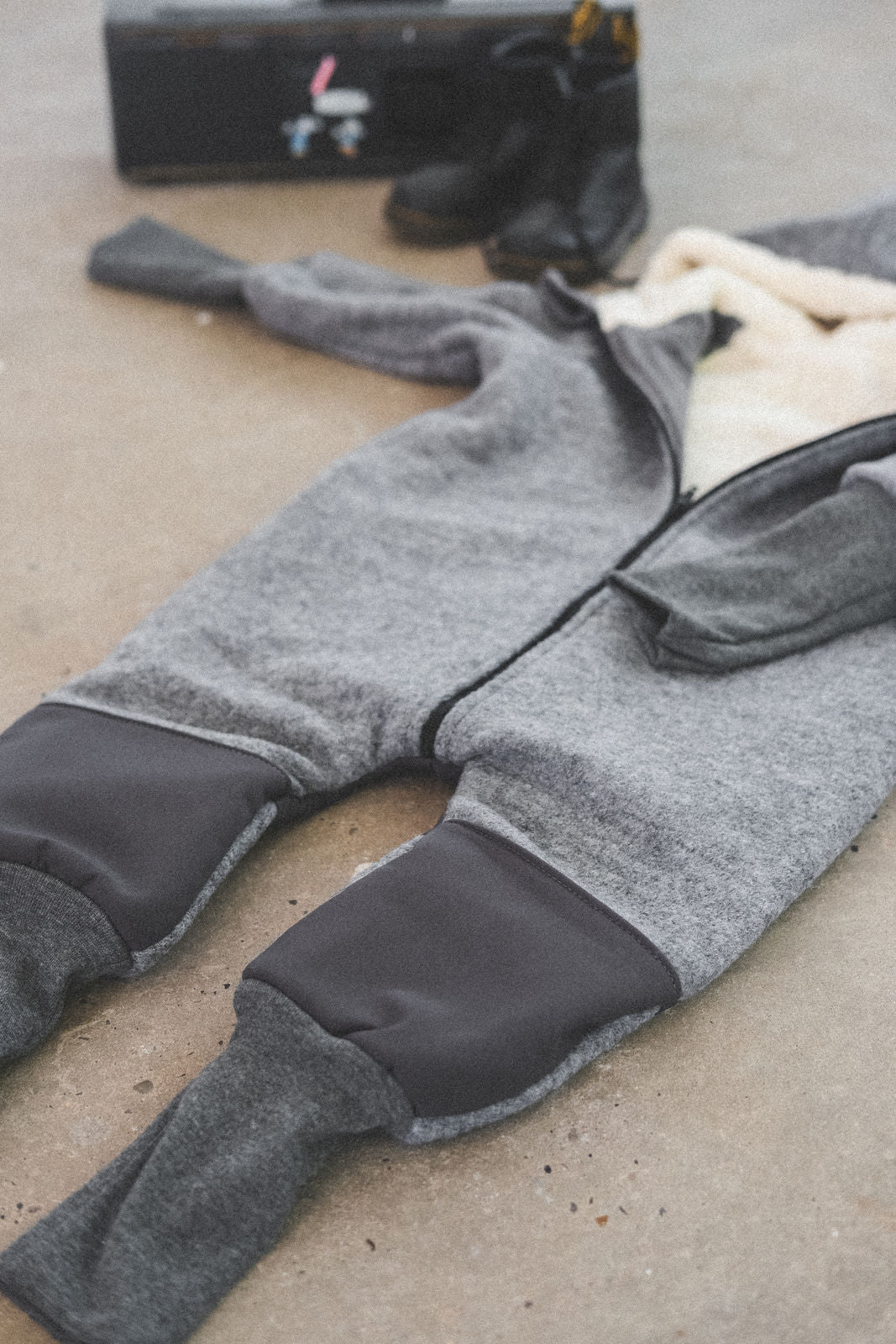 Matschkind Wollwalkoverall Grau / Teddyfell - Räuberkinder