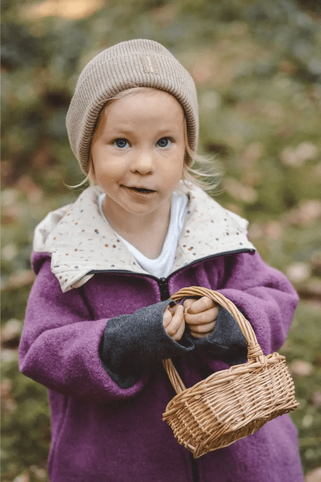 Matschkind Wollwalkoverall Kinder Beere mit Konfetti - Räuberkinder 3