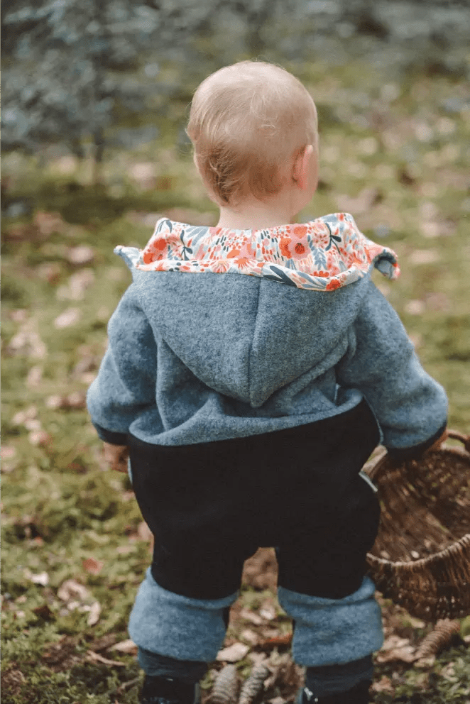 Matschkind Wollwalkoverall Kinder Mint mit Blumen bunt - Räuberkinder 1