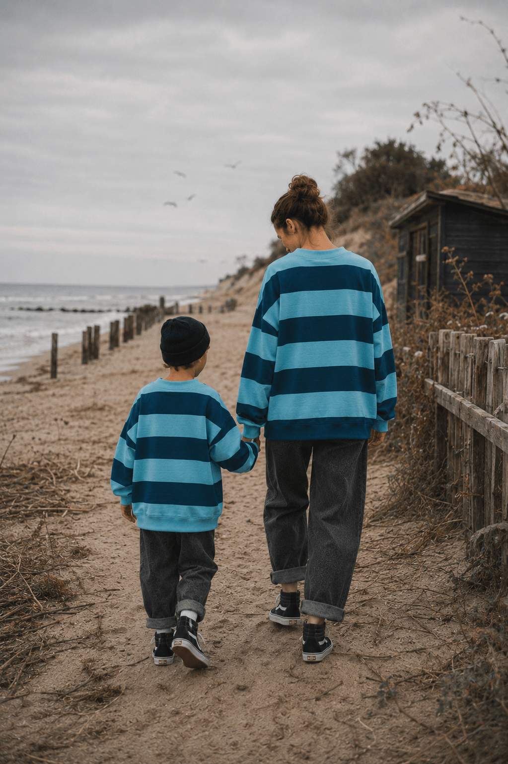 Mom & Me Kollektion! Oversize Sweatshirt Kinder Blau – Partnerlook Mutter & Kind - Räuberkinder