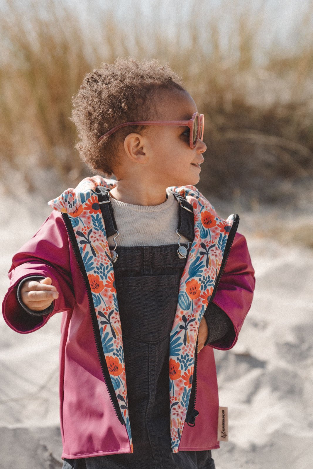 Regenjacke Beere / Blumen Bunt - Räuberkinder