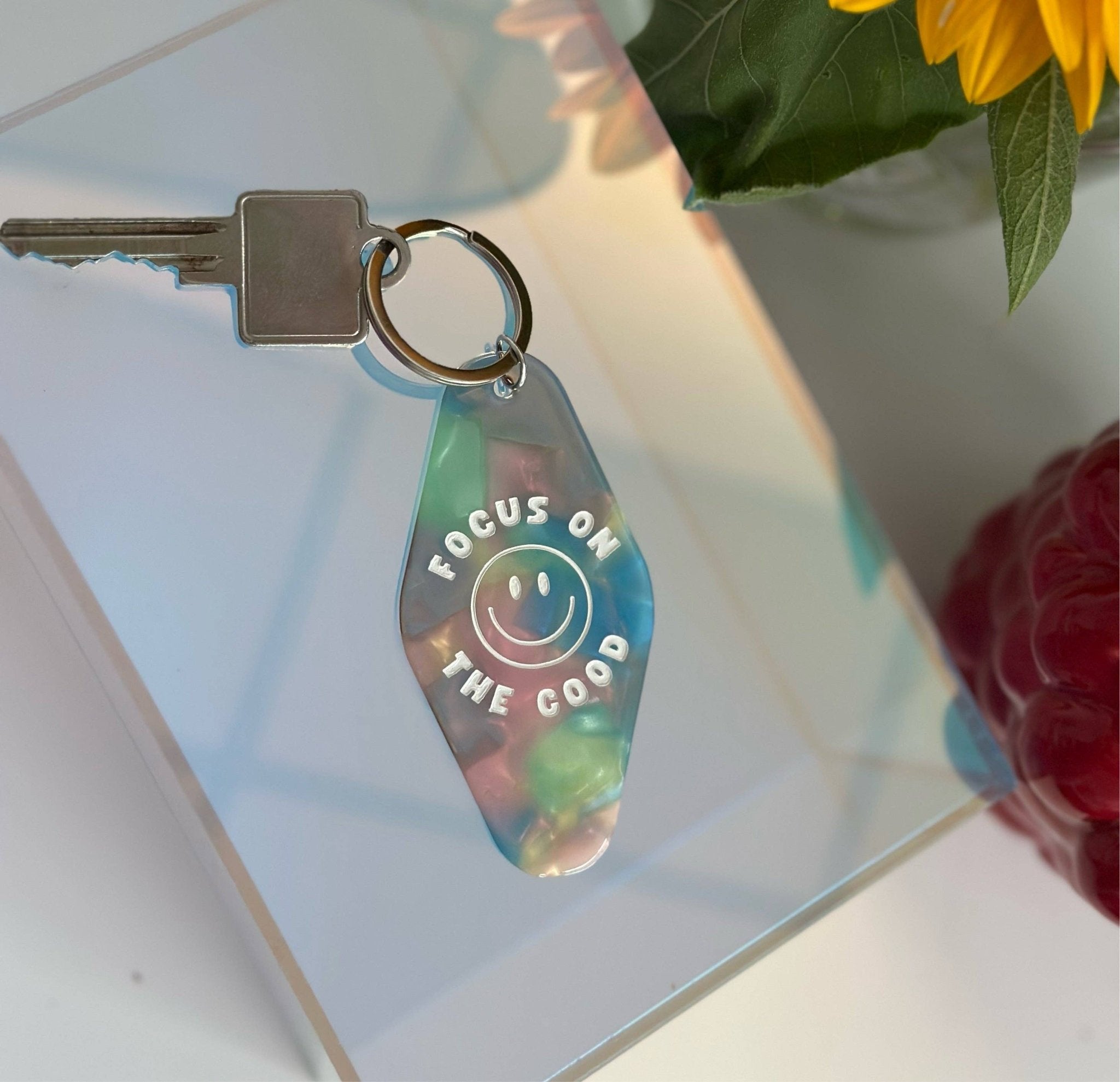 Schlüsselanhänger „Focus on the Good“, bunt - Räuberkinder