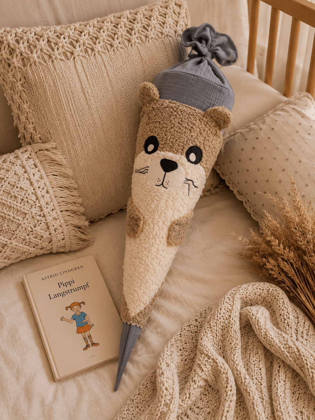 Schultüte Otter aus Teddyfell mit Kissenfunktion - Schultüte - Räuberkinder 2