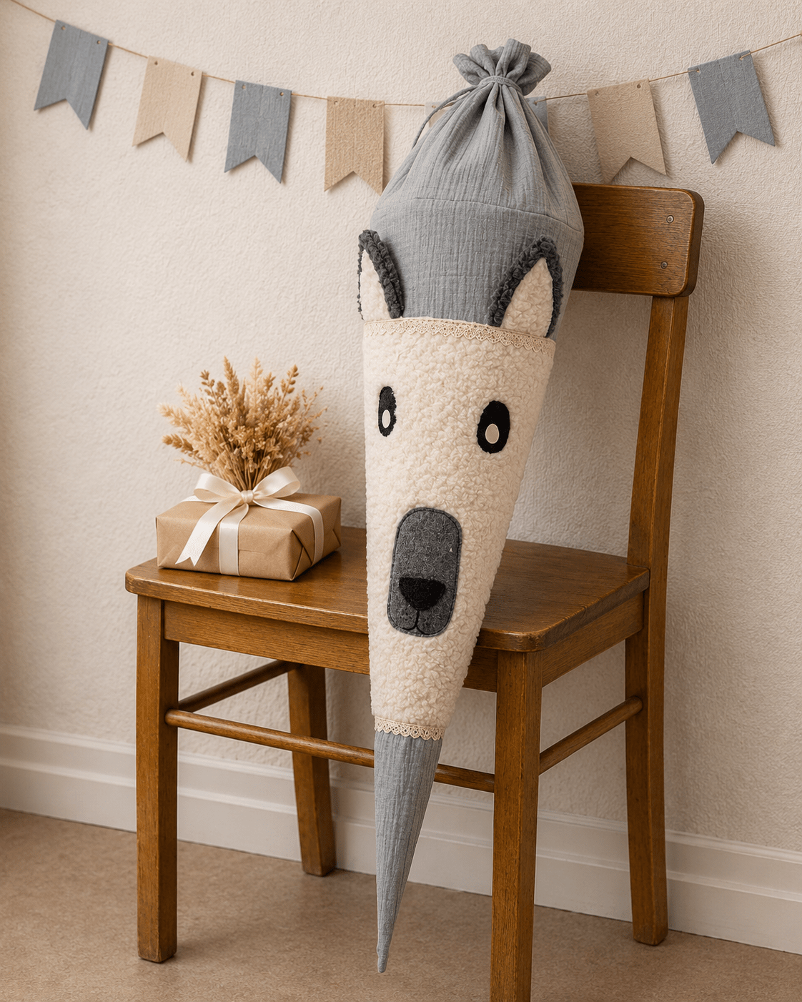 Schultüte Wolf aus Teddyfell mit Kissenfunktion - Schultüte - Räuberkinder 1