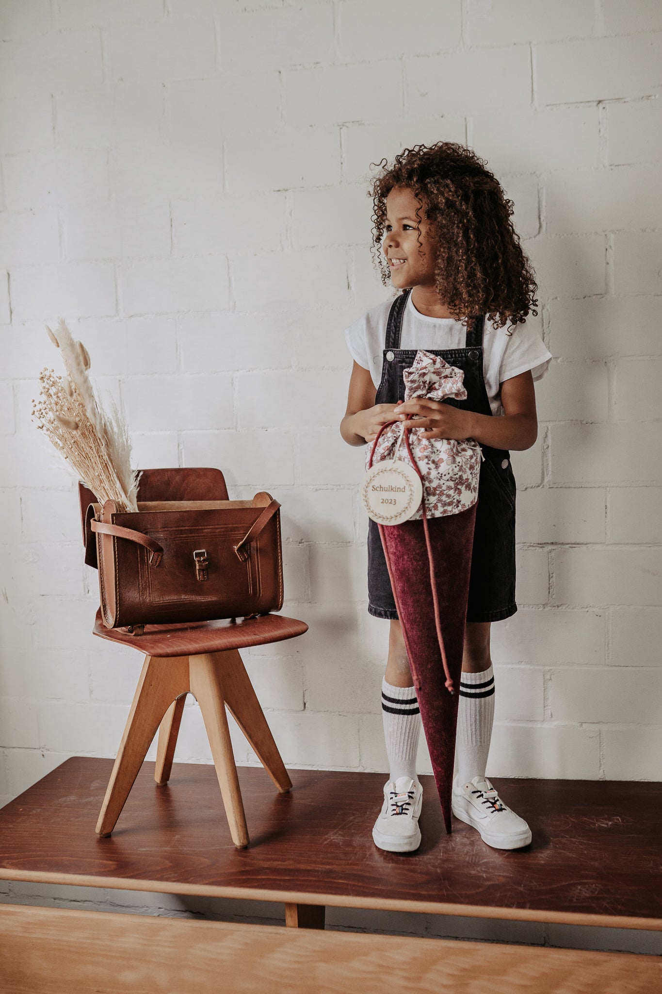 Schultüte aus Feincord Blumen Lila / Beere - Räuberkinder