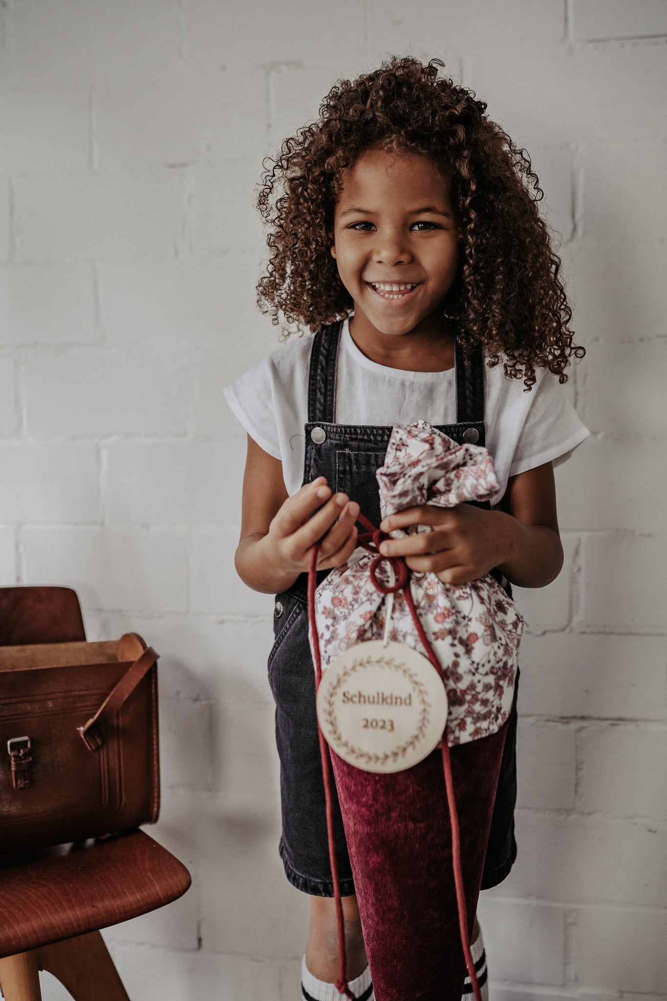 Schultüte aus Feincord Blumen Lila / Beere - Räuberkinder