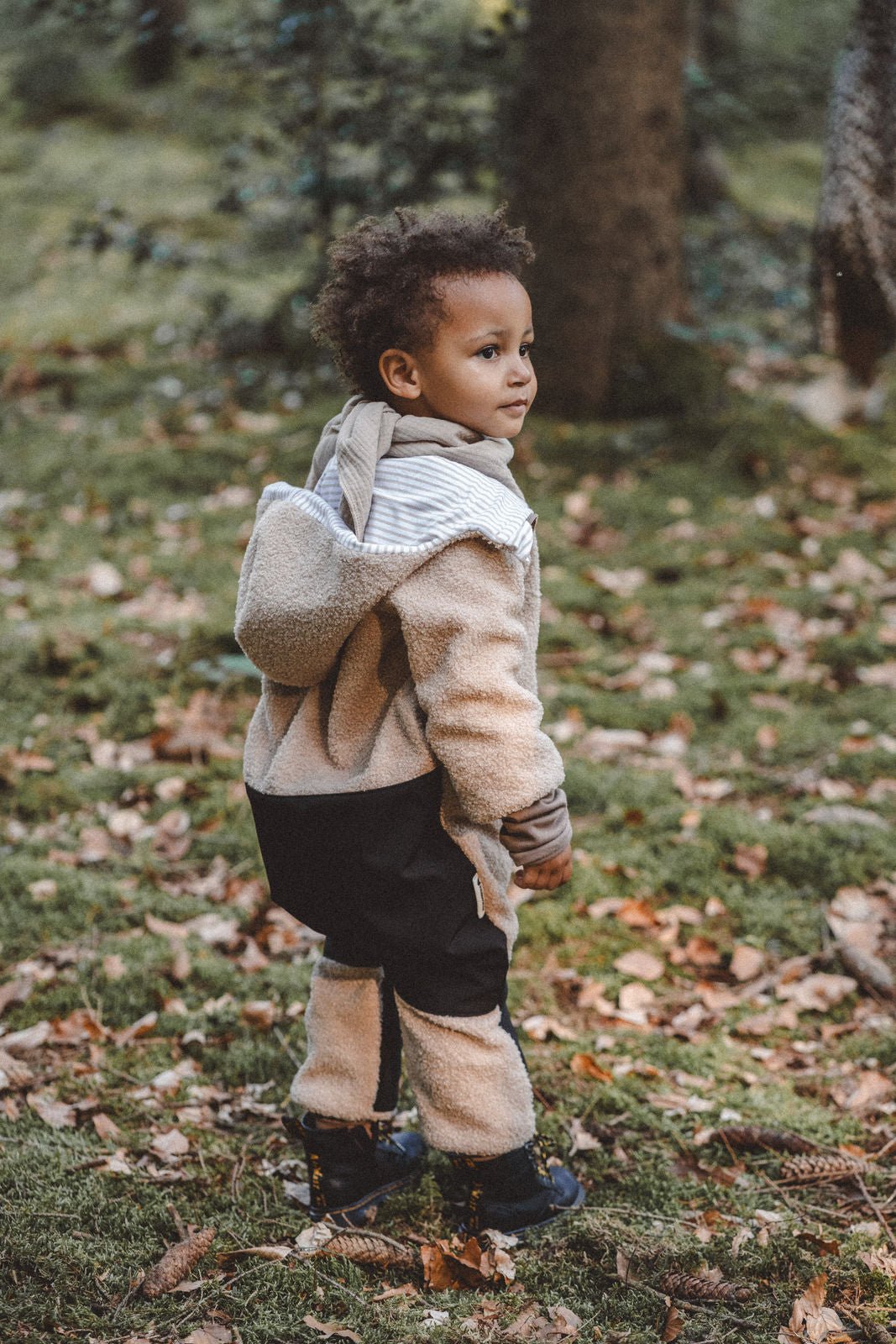Teddyanzug Kinder mit Softshell Sand und Stripes Beige - Räuberkinder 1