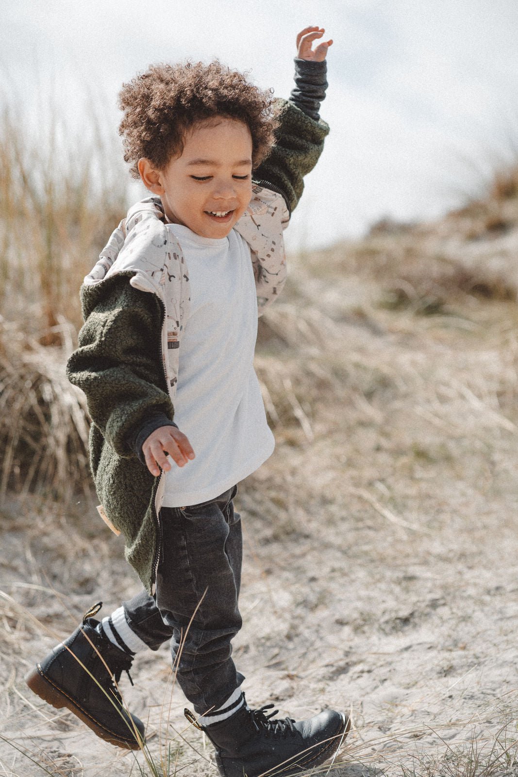 Teddyjacke aus Bouclé - Olive / Roboter - Räuberkinder