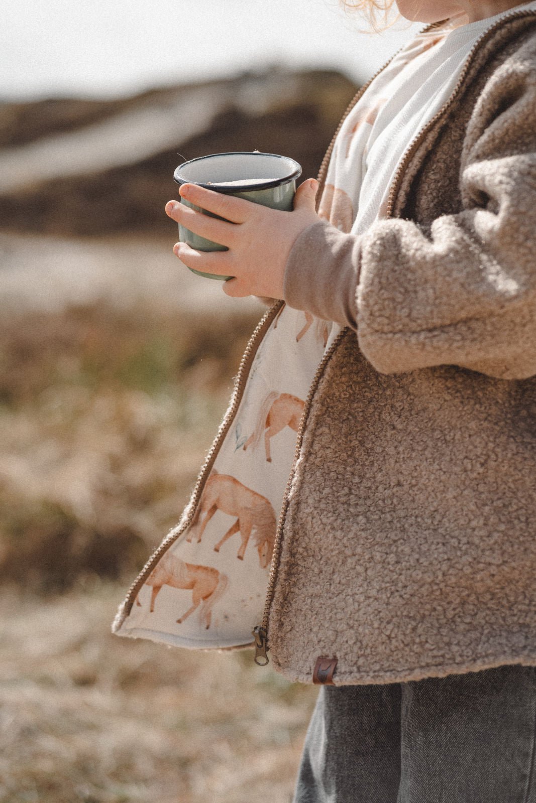 Teddyjacke aus Bouclé - Sand / Pferdeliebe - Räuberkinder