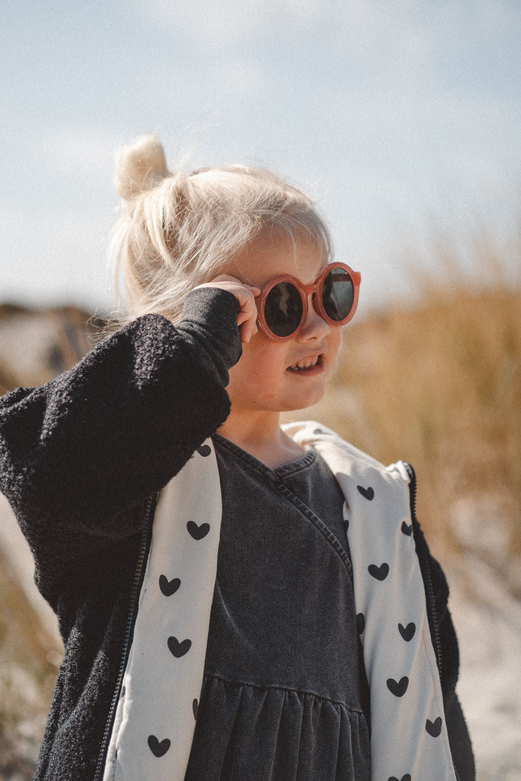 Teddyjacke aus Bouclé - Schwarz / Herzen - Räuberkinder