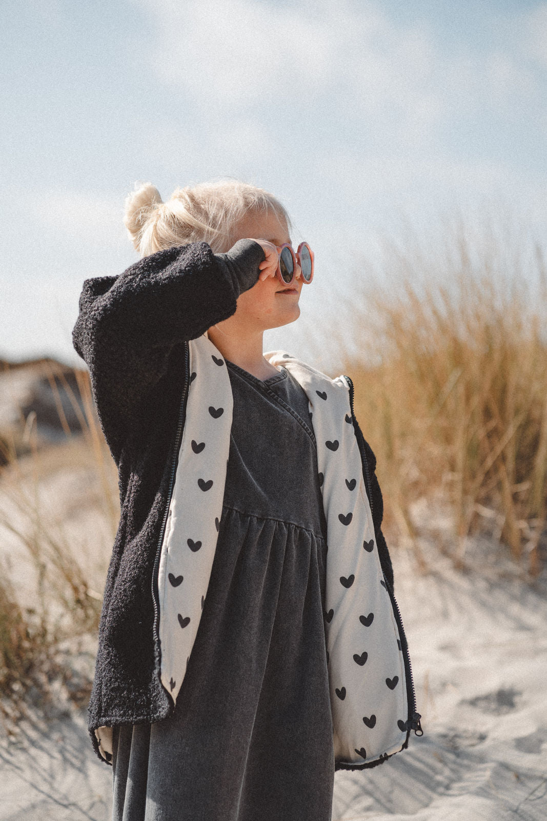 Teddyjacke aus Bouclé - Schwarz / Herzen - Räuberkinder