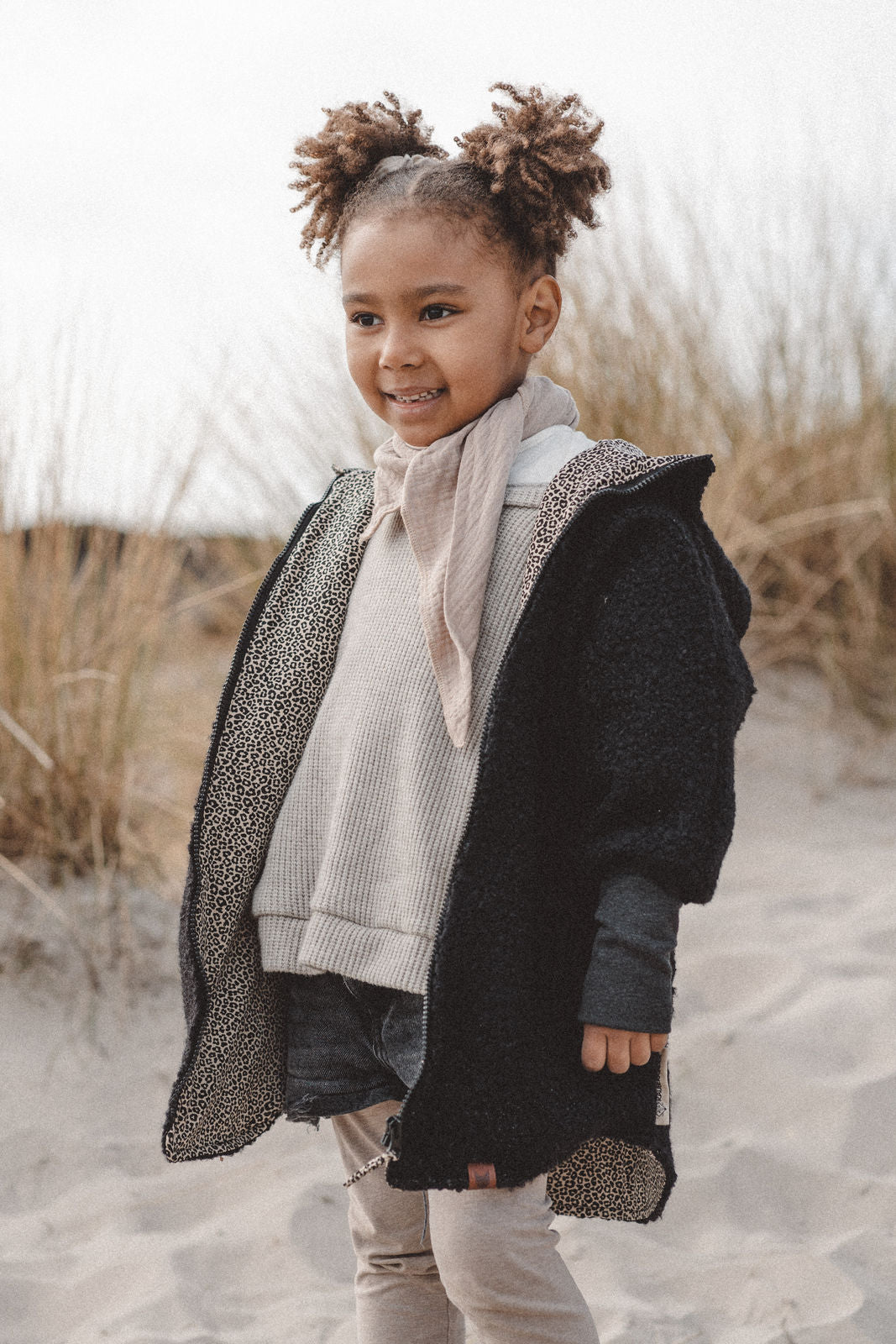 Teddyjacke aus Bouclé - Schwarz / Leo Sand - Räuberkinder