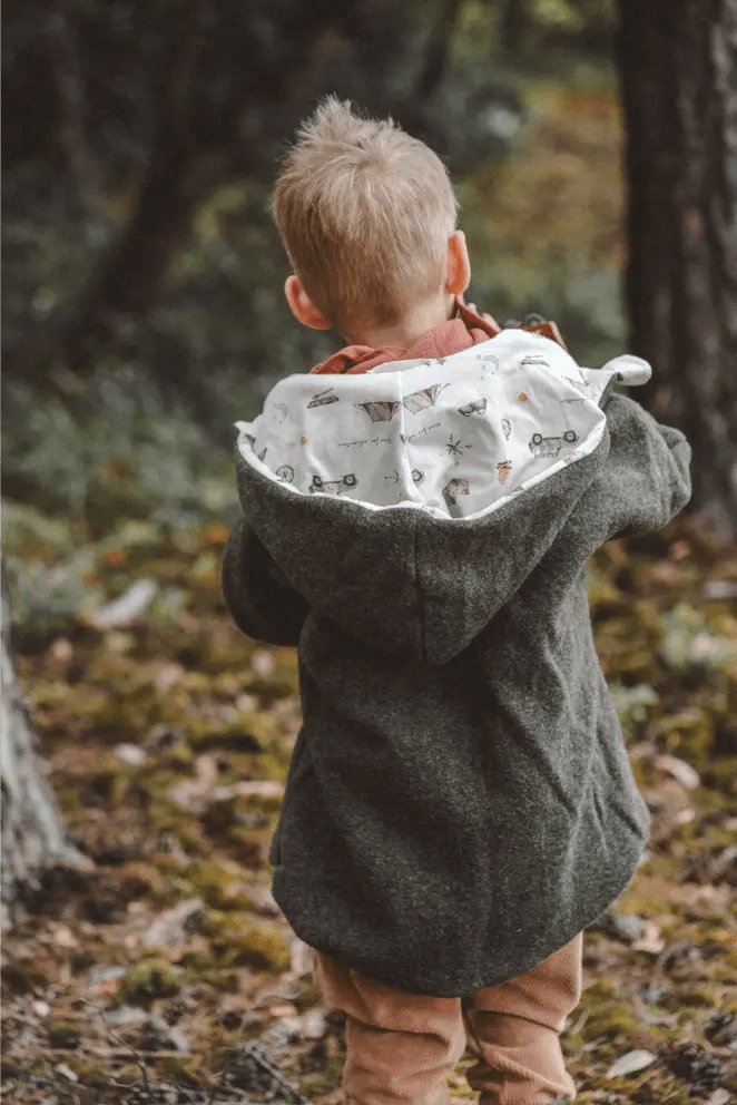 Wollwalk Oversize Jacke Kinder Olive mit Camping - Räuberkinder 1