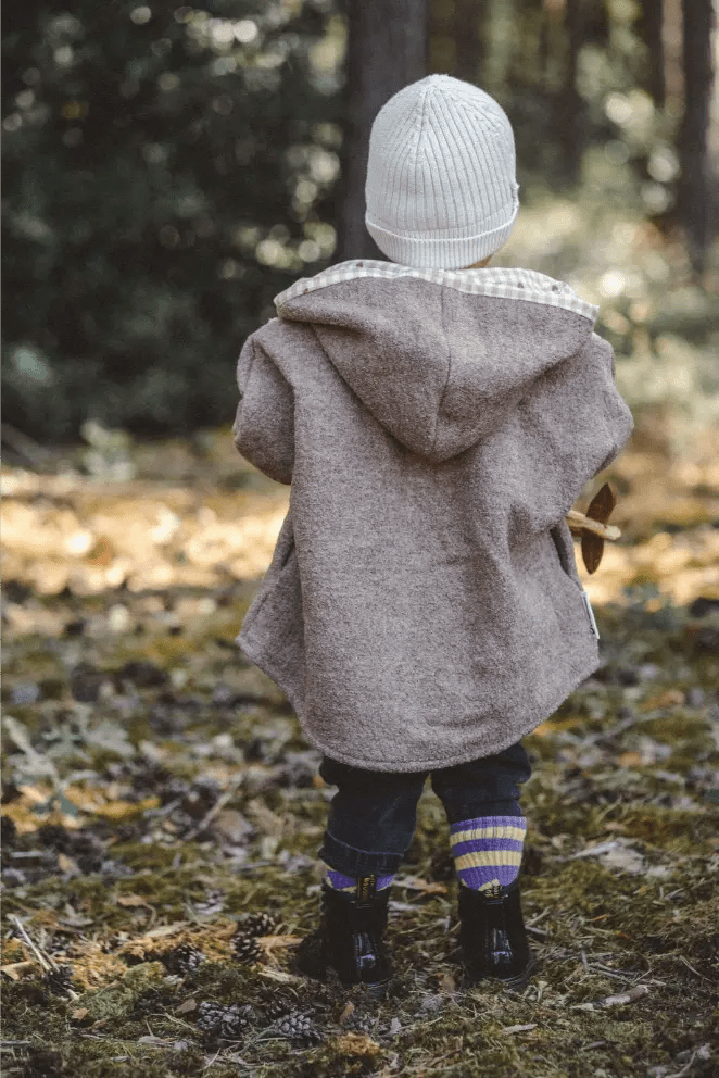 Wollwalk Oversize Jacke Kinder Taupe mit Herzen Karo - Räuberkinder 2