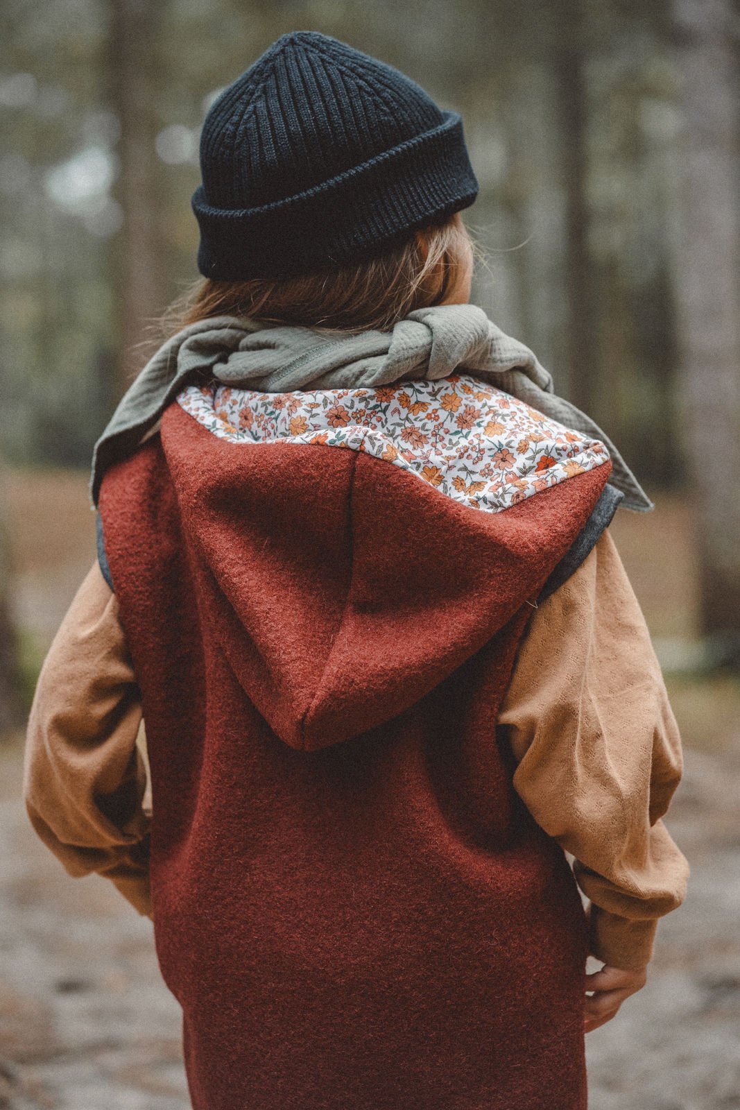 Wollwalkweste Rost / Blumen - Räuberkinder