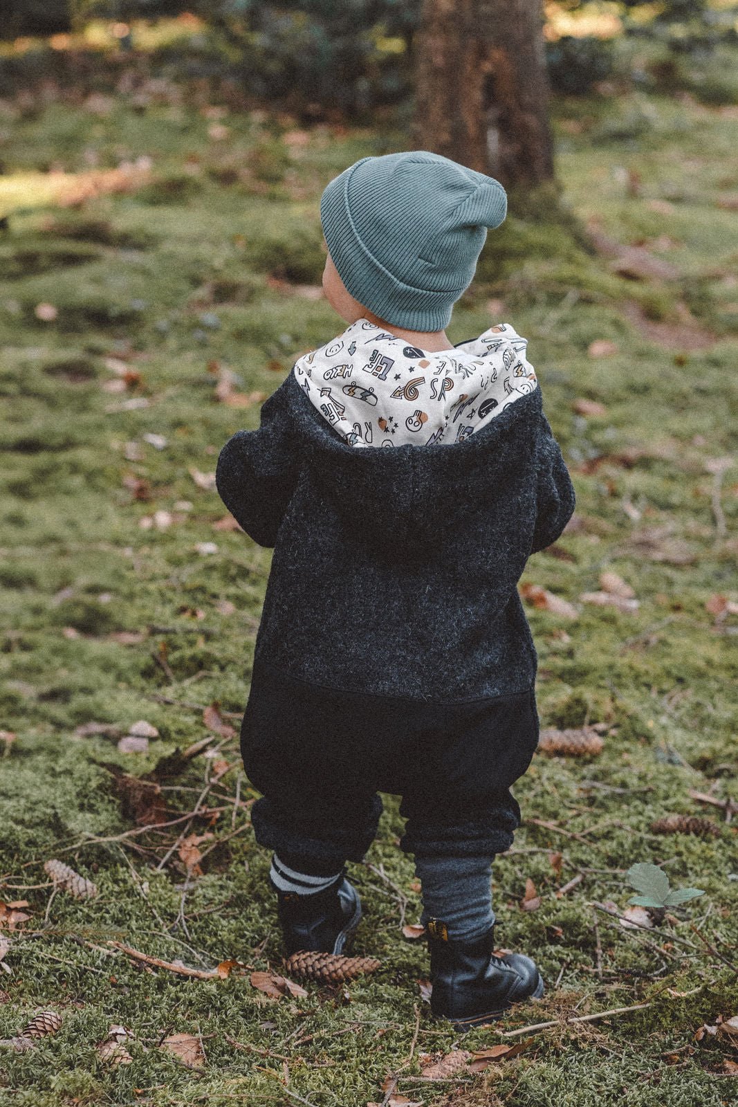 Matschkind Wollwalkoverall Kinder Anthrazit mit Skaterboy - Overall - Räuberkinder 1