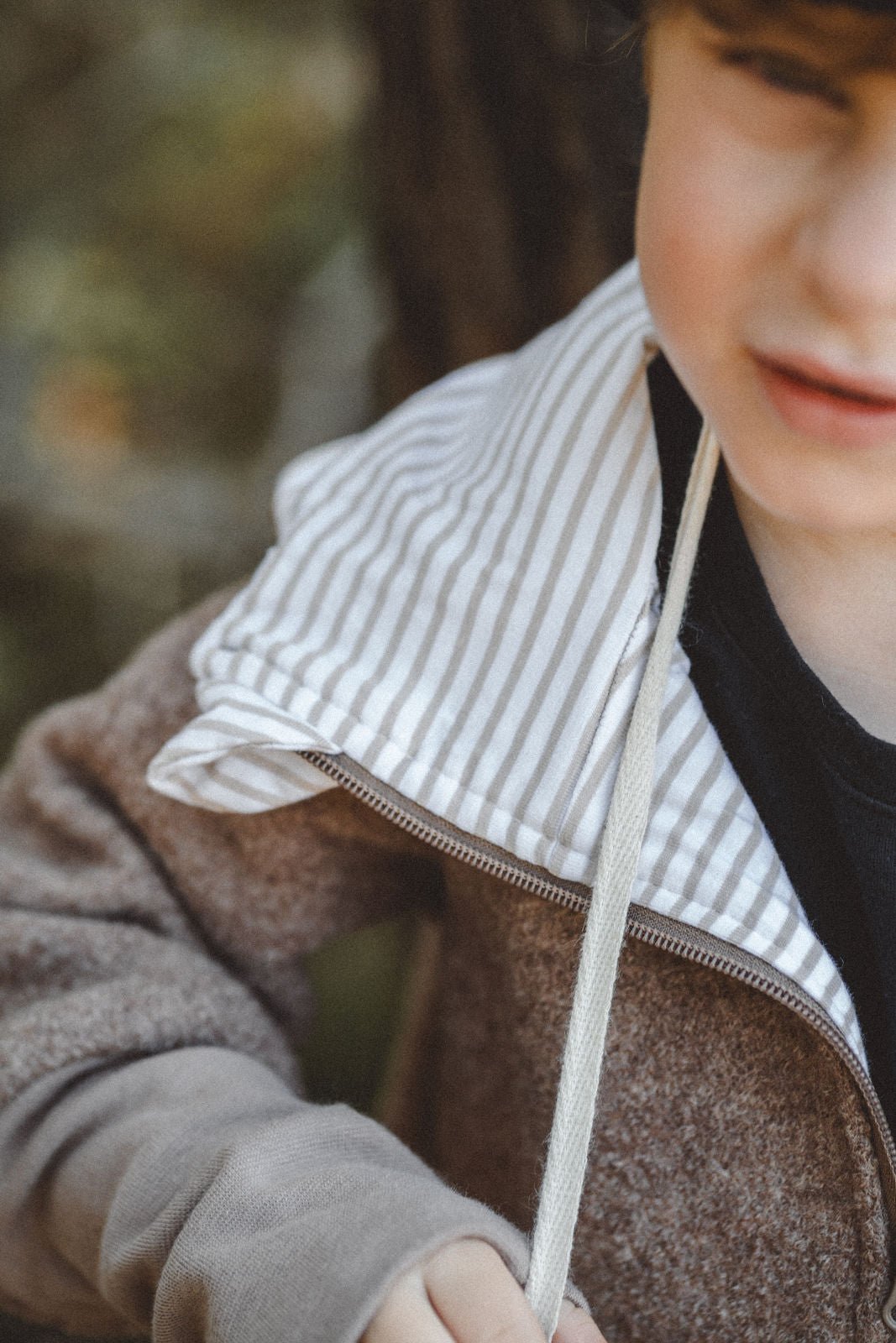 Matschkind Wollwalkoverall Kinder Taupe mit Stripes Beige - Räuberkinder 3