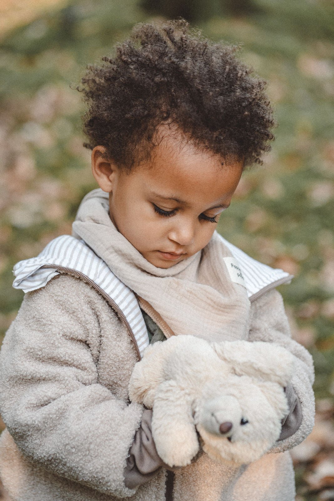 Teddyanzug Kinder mit Softshell Sand und Stripes Beige - Räuberkinder 4