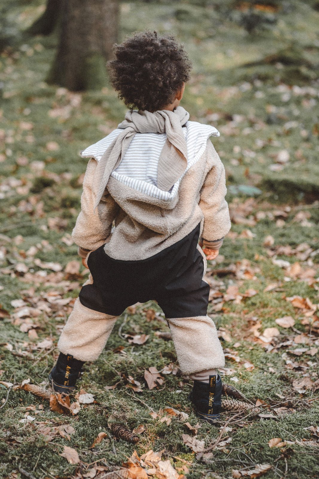 Teddyanzug Kinder mit Softshell Sand und Stripes Beige - Räuberkinder 5