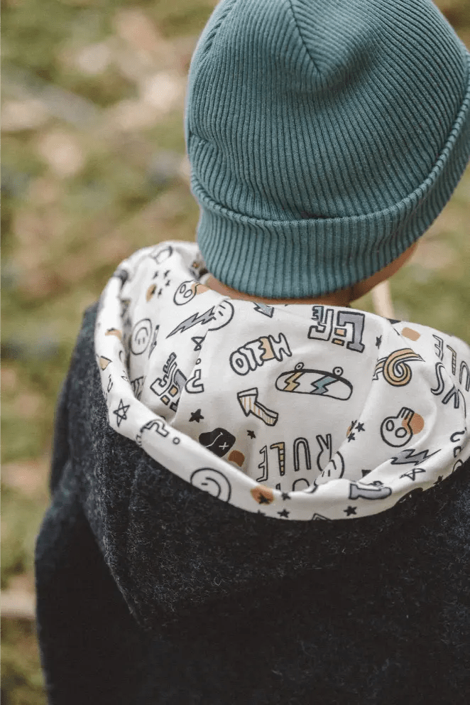 Wollwalk Oversize Jacke Kinder Anthrazit mit Skaterboy - Räuberkinder 3