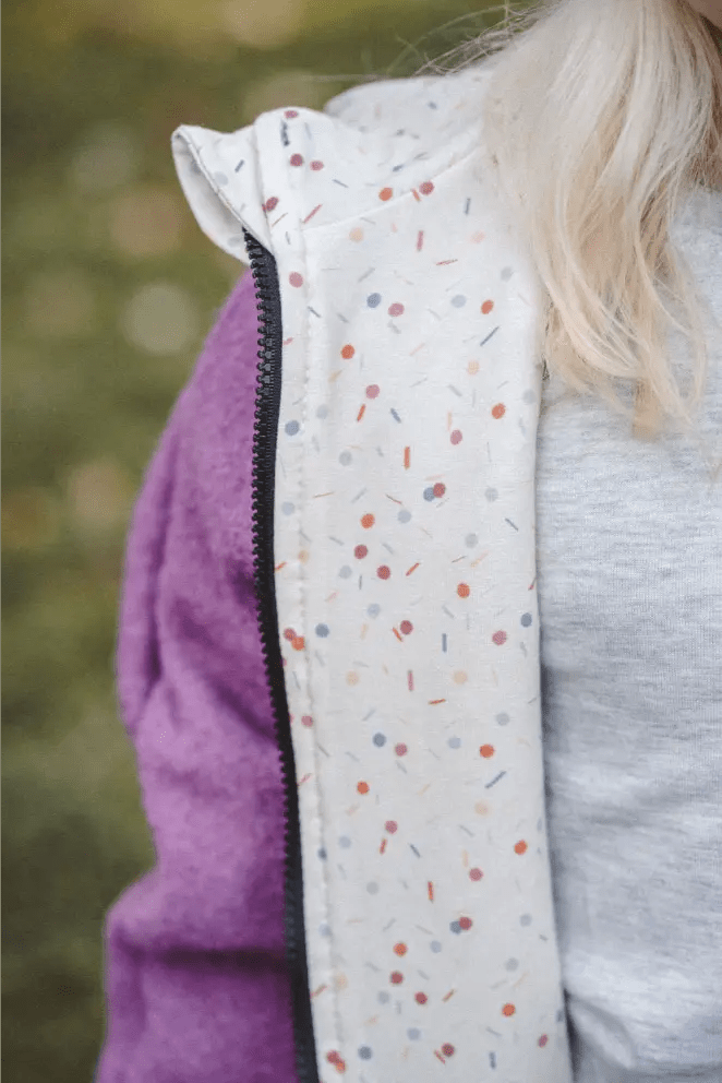 Wollwalk Oversize Jacke Kinder Beere mit Konfetti - Räuberkinder 4